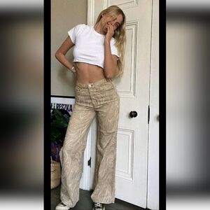 Urban Outfitters BDG Puddle Swirl Jeans Wide Leg High Rise Sand/Tan Sz 27 X 32